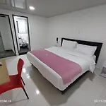 Hotel New Comfort Dc